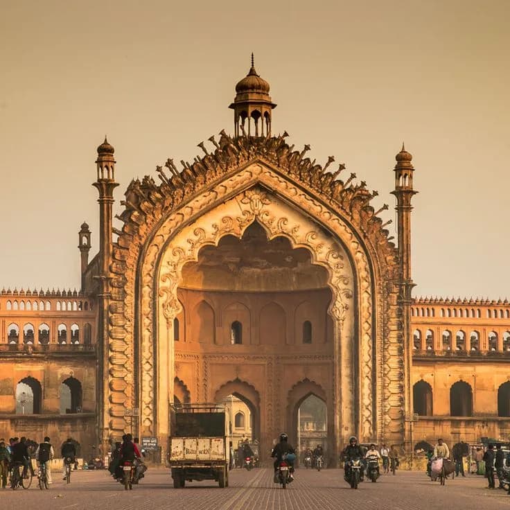 Home tutors in Chowk